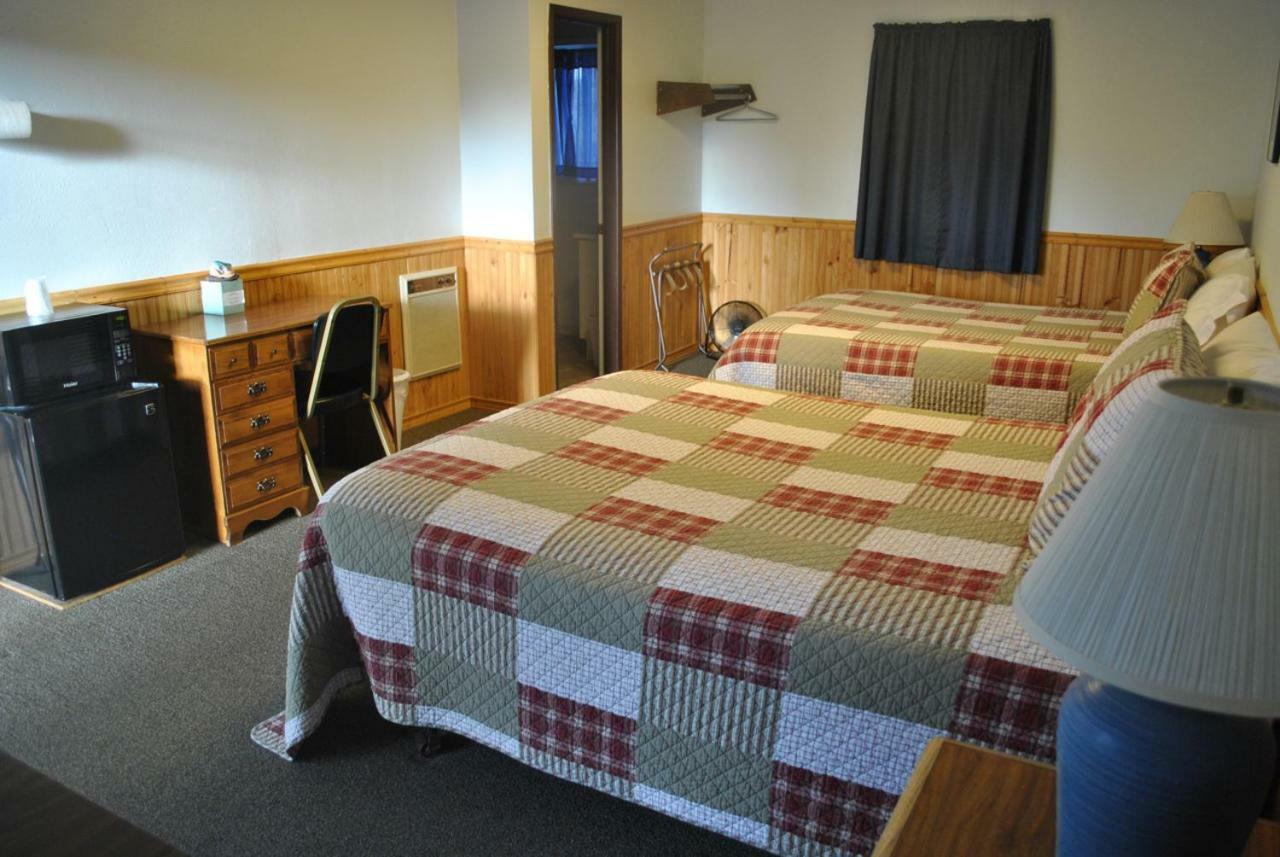 Aspen Inn Fort Klamath Eksteriør billede