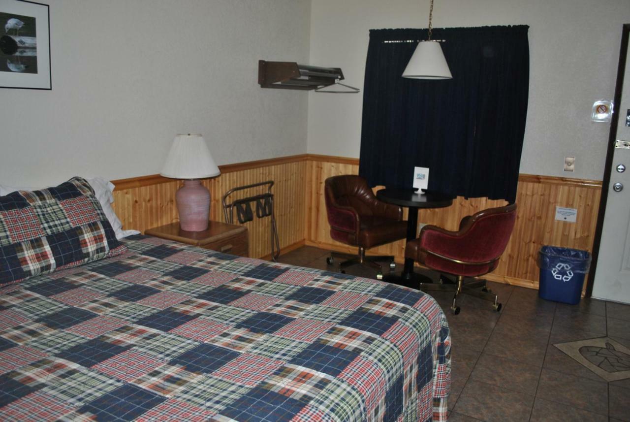 Aspen Inn Fort Klamath Eksteriør billede