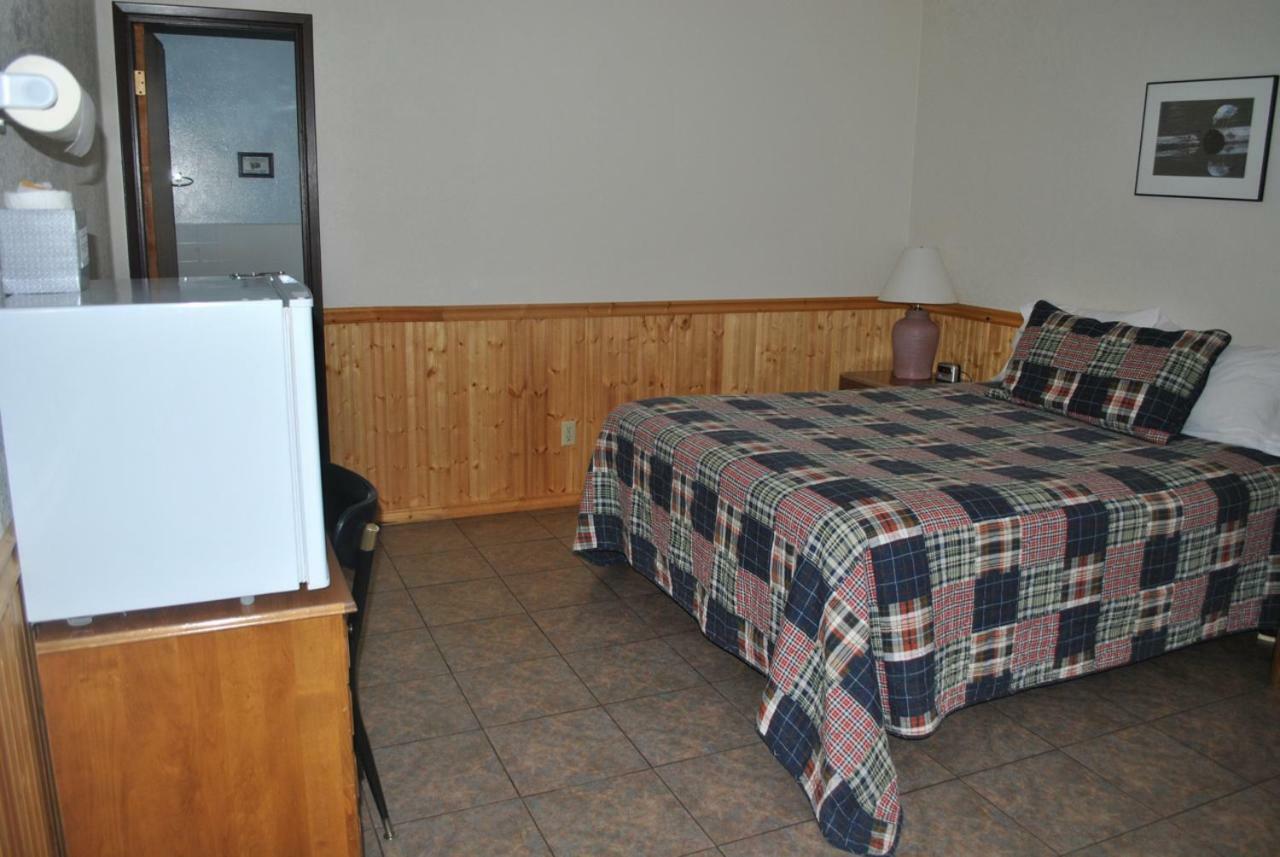 Aspen Inn Fort Klamath Eksteriør billede