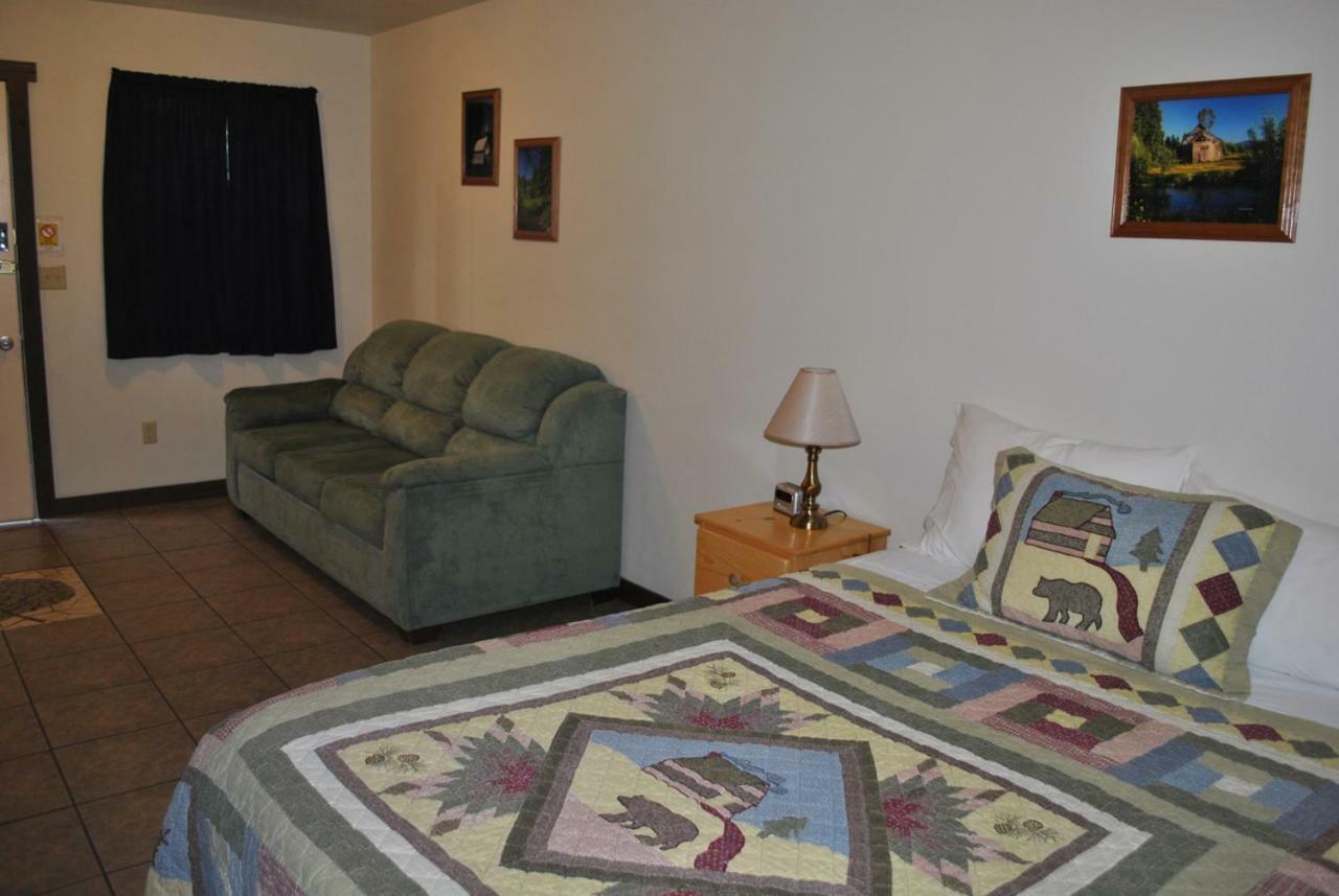 Aspen Inn Fort Klamath Eksteriør billede