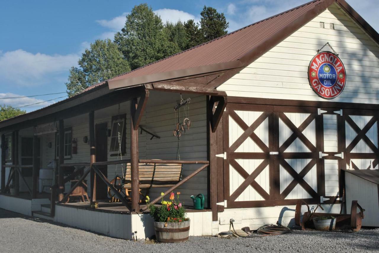 Aspen Inn Fort Klamath Eksteriør billede