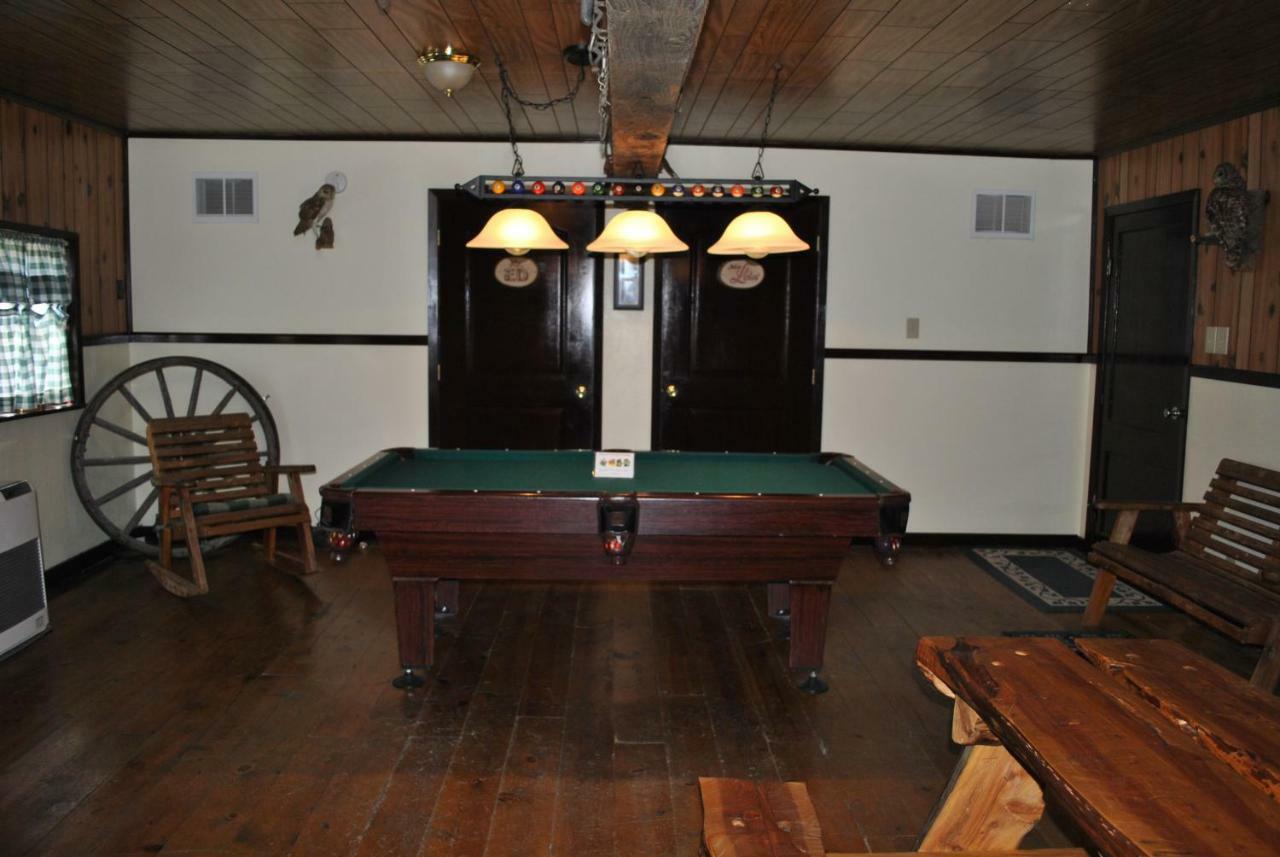 Aspen Inn Fort Klamath Eksteriør billede