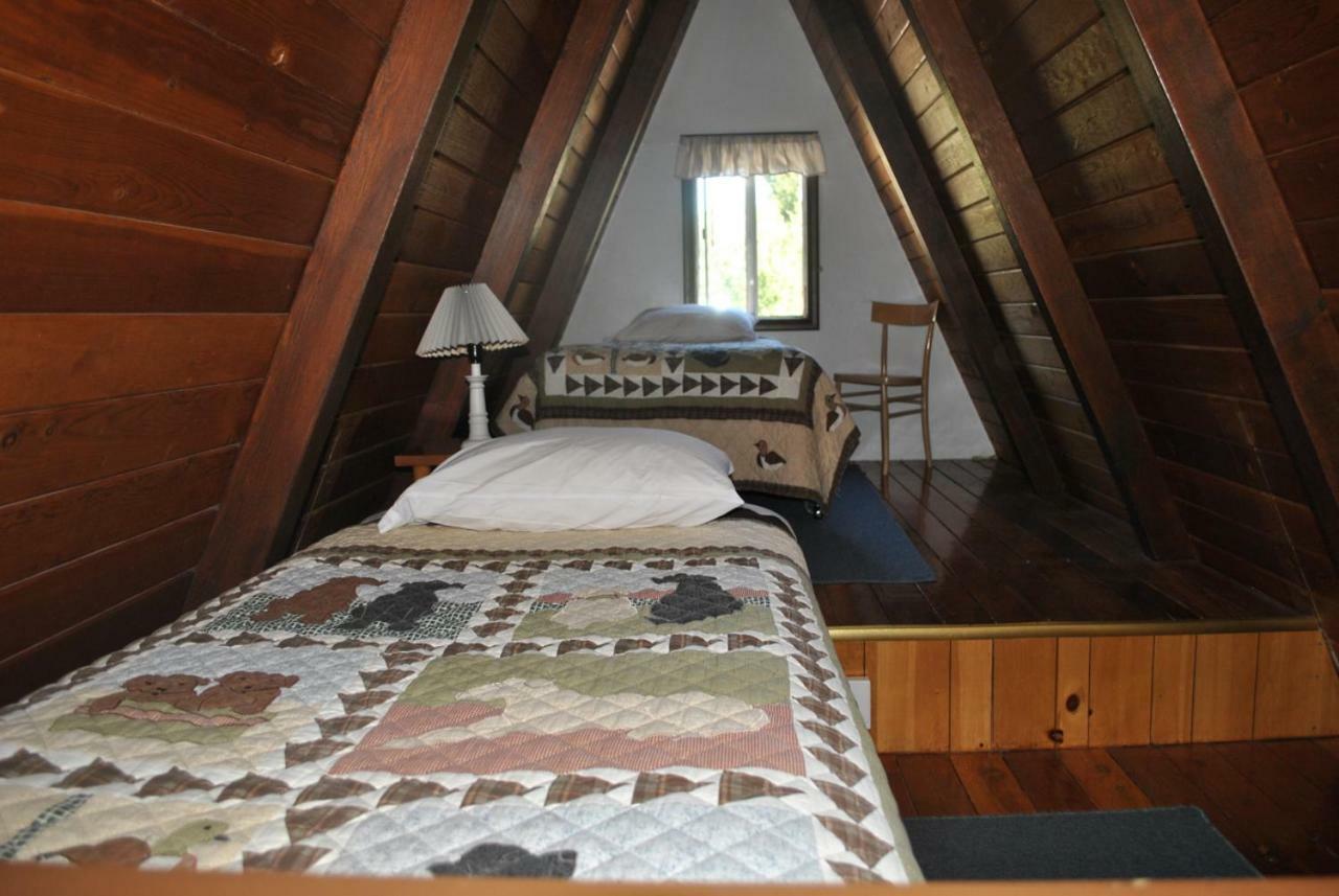 Aspen Inn Fort Klamath Eksteriør billede