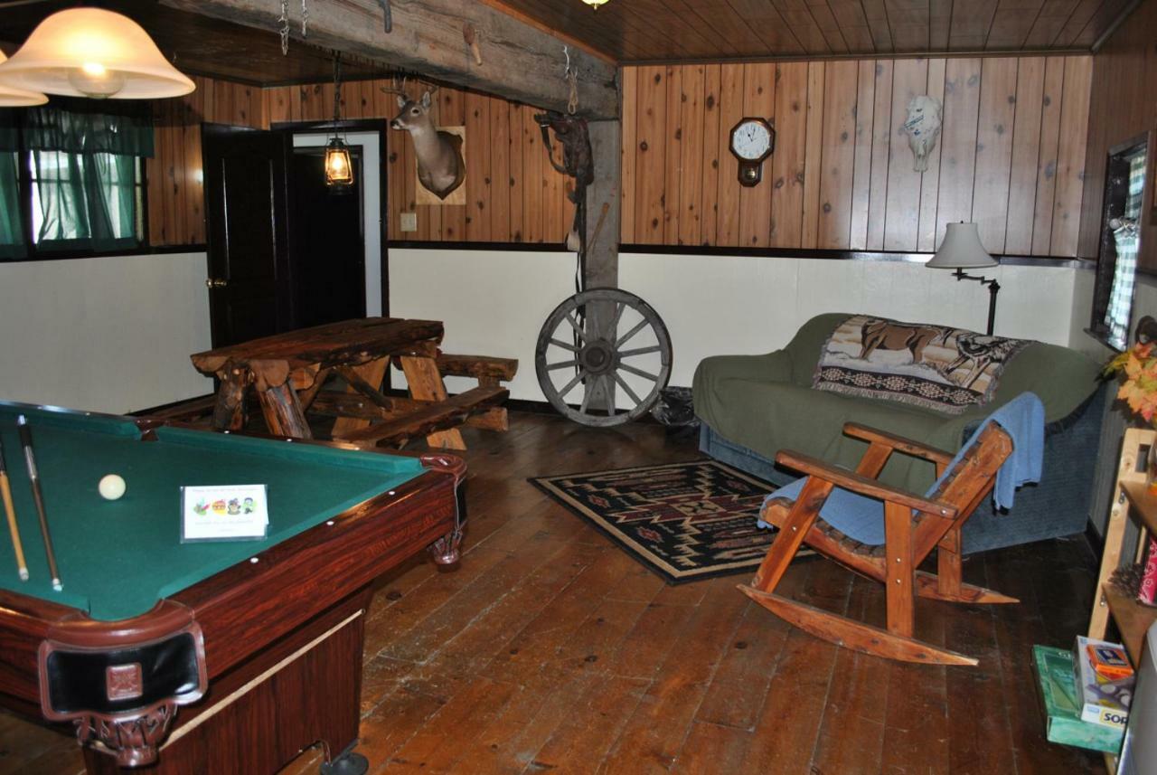 Aspen Inn Fort Klamath Eksteriør billede