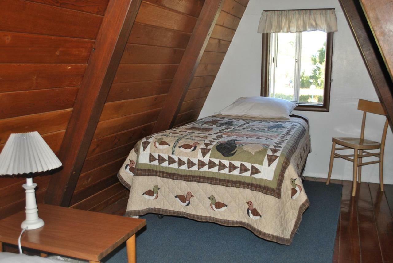 Aspen Inn Fort Klamath Eksteriør billede